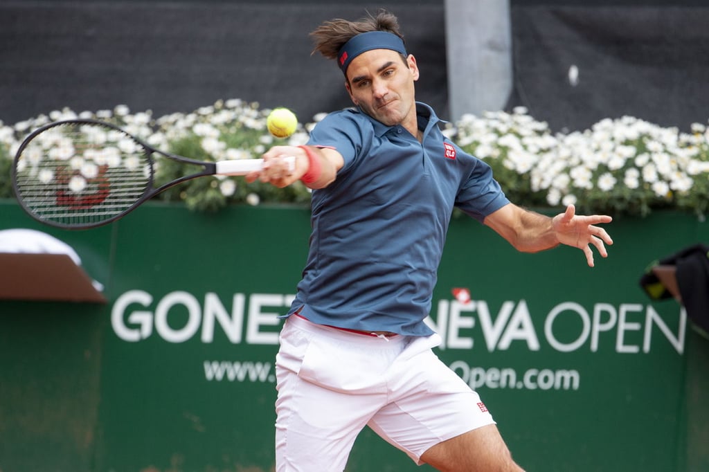 Federer cae en su regreso ante Andújar