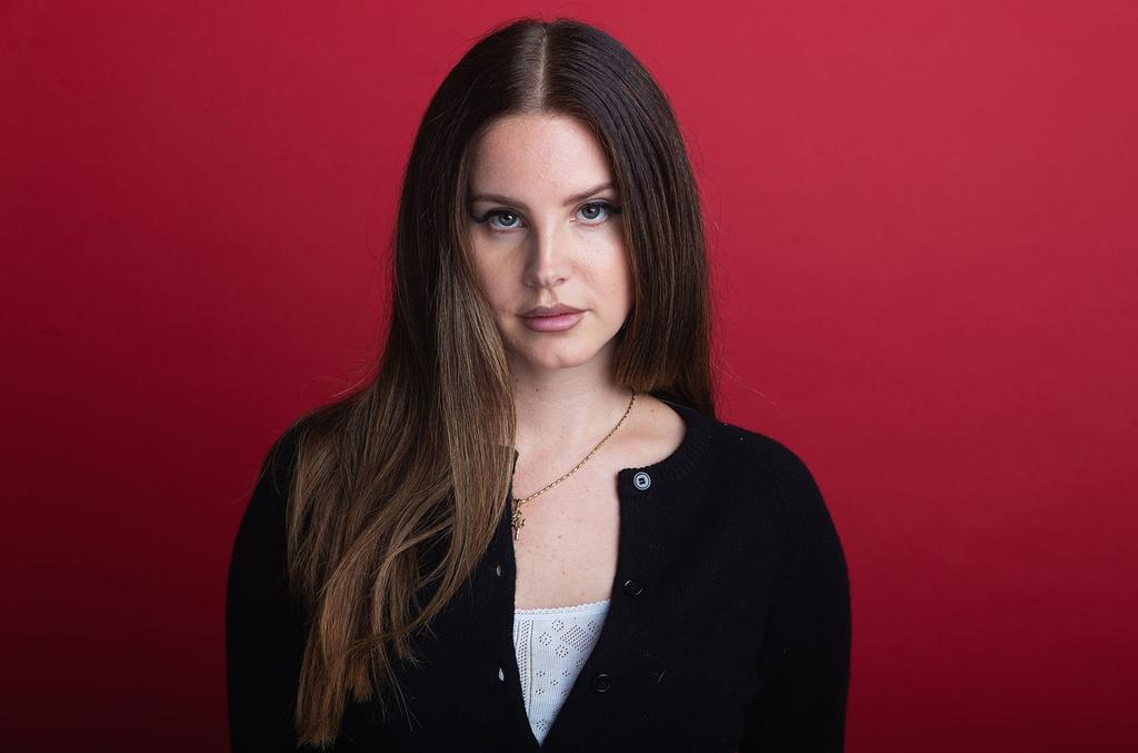 Lana del Rey adelanta tres nuevas canciones de su próximo disco 'venganza'
