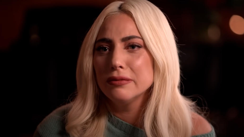 Lady Gaga revela que estuvo embarazada a los 19 años por violación
