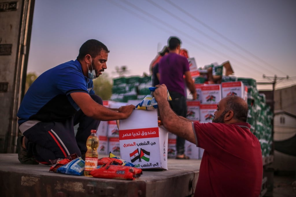 Fluye a Franja de Gaza la ayuda humanitaria