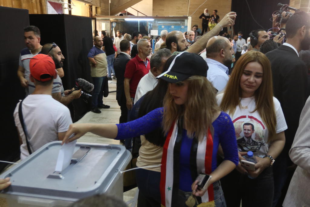 Vota Siria en presidenciales rechazadas por el exterior y la oposición