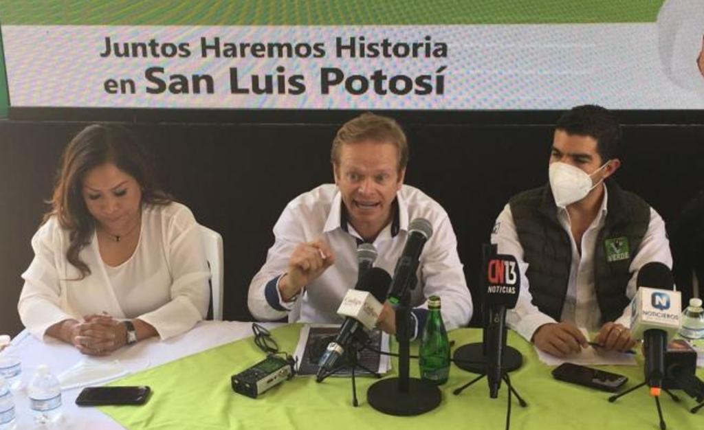 Denuncian que cabeza de cerdo fue 'autoatentado' del PAN en San Luis Potosí