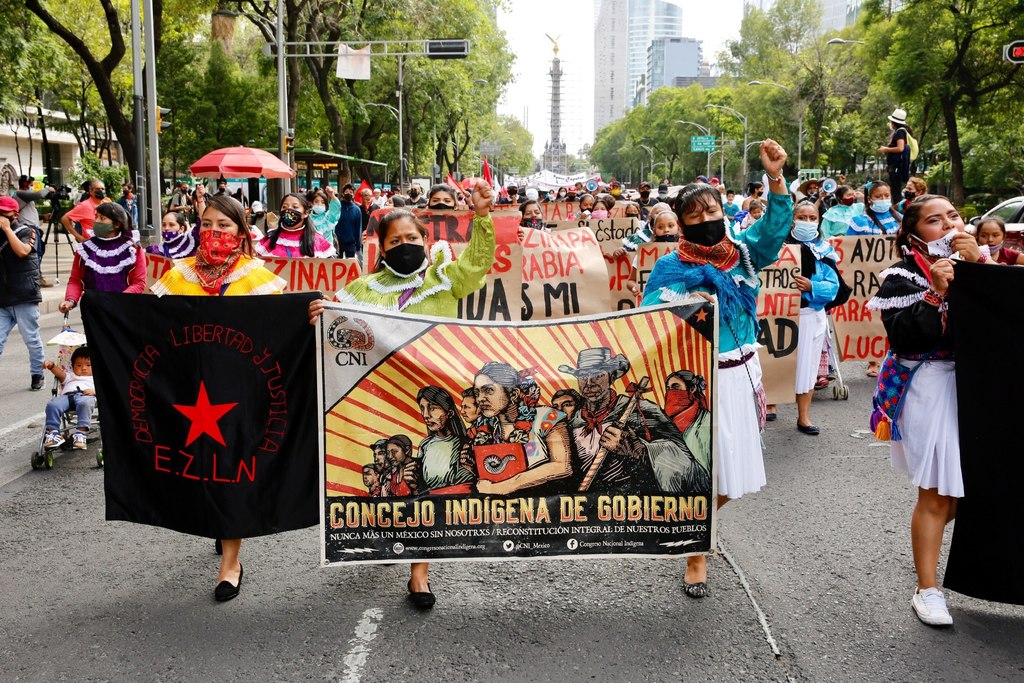 Protestan por casos Iguala y Mactumactzá