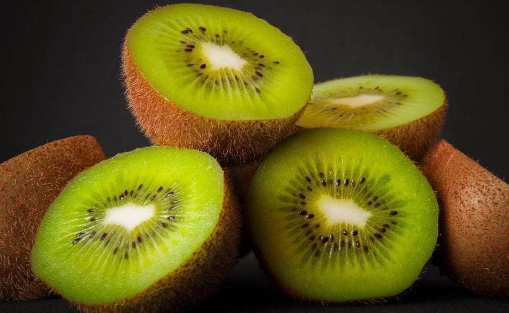 Beneficios de consumir kiwi