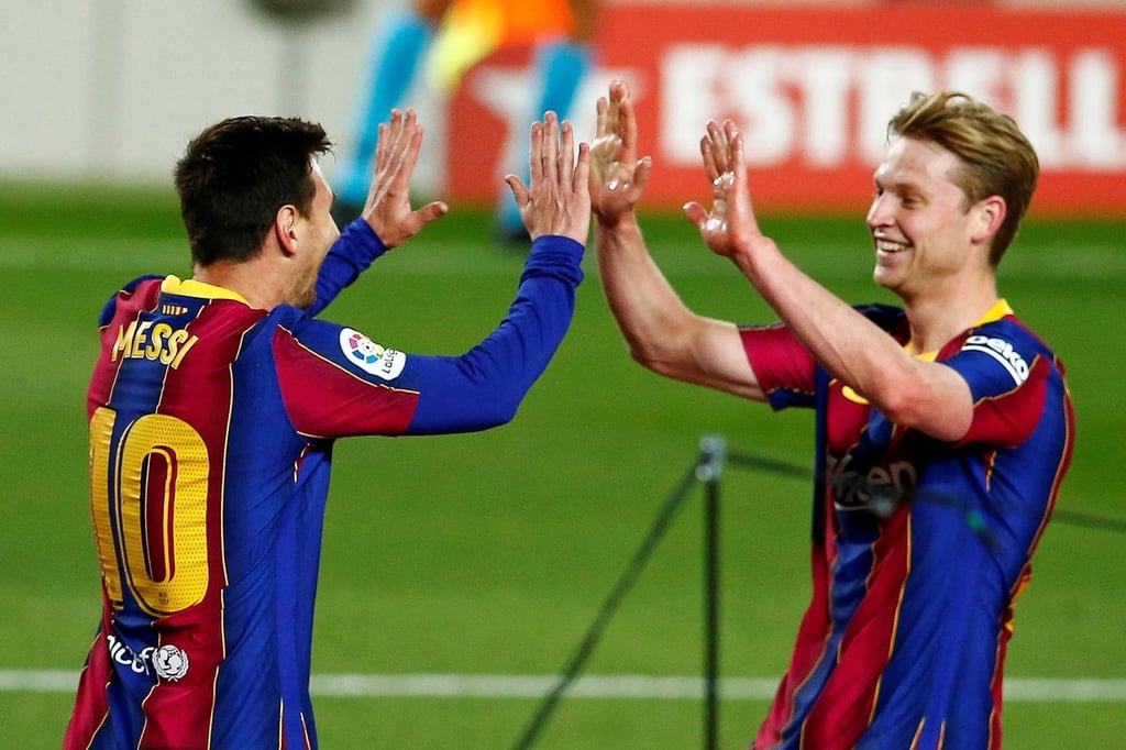 De Jong: 'Messi está feliz en el Barcelona'
