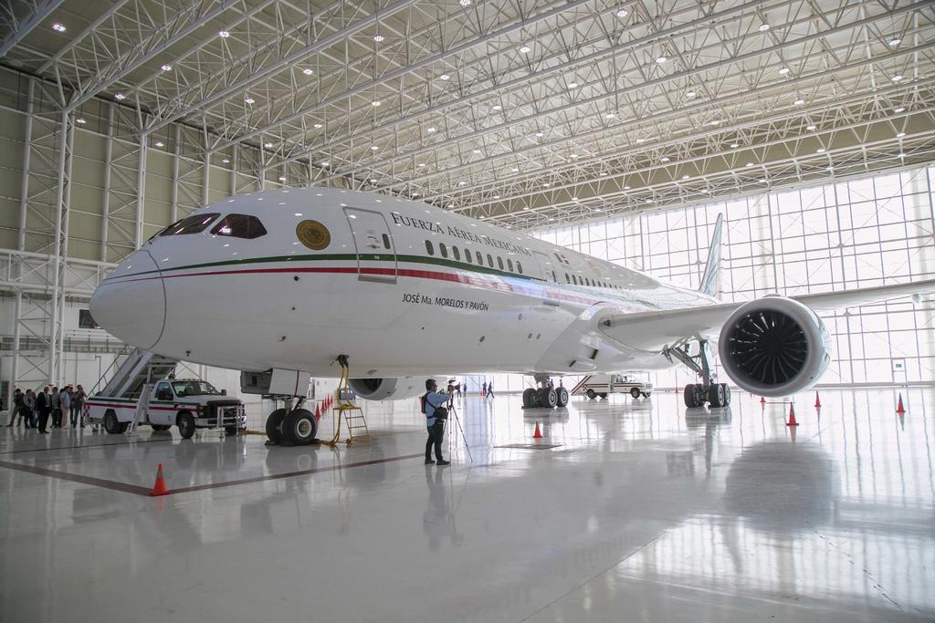 'No hay quien compre el avión presidencial porque es muy lujoso', señala AMLO