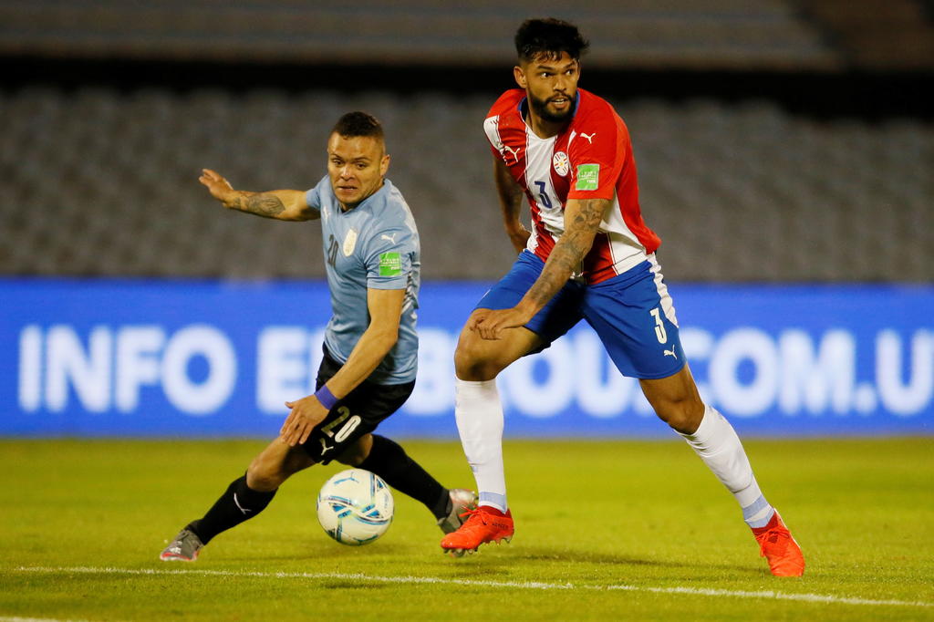 Uruguay no hace daño a Paraguay y cede 2 puntos más en el Centenario