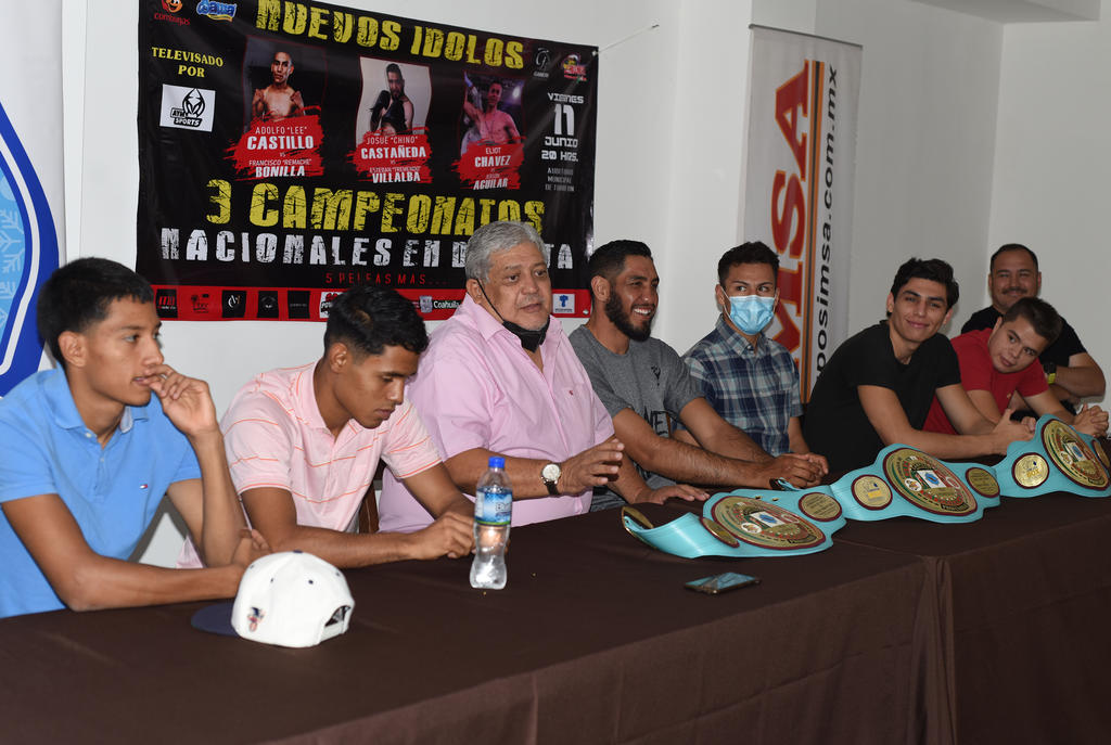 Presentan cinturones de campeonatos nacionales que se disputarán en Torreón