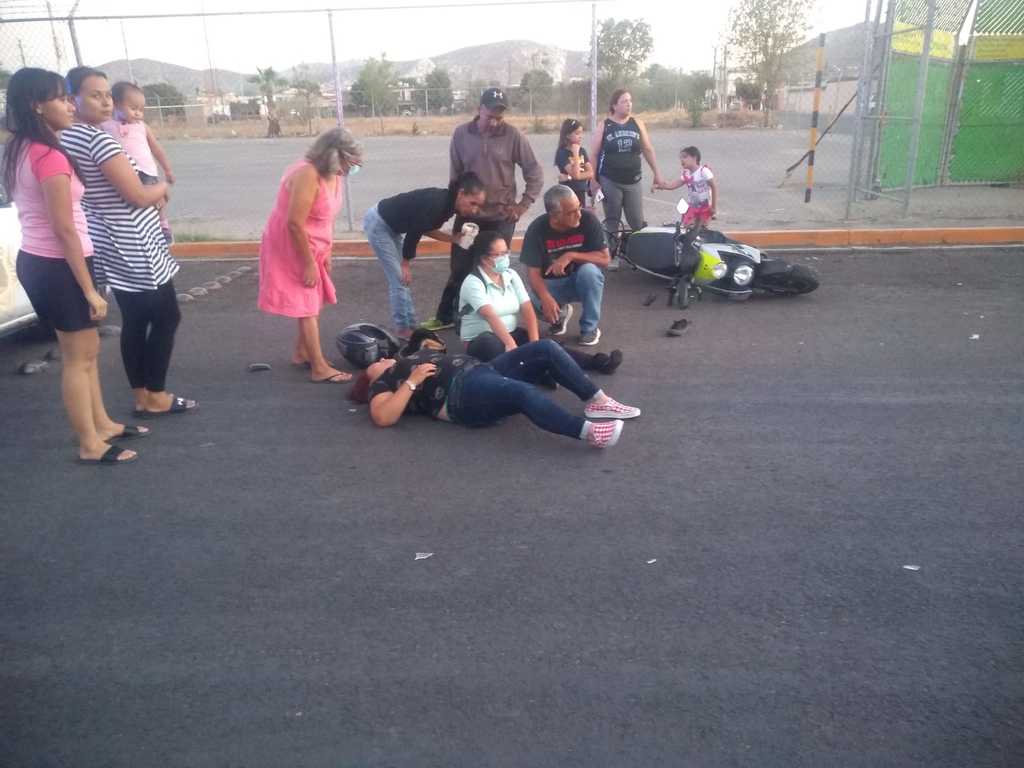 Motociclistas salen heridas tras choque en Gómez Palacio