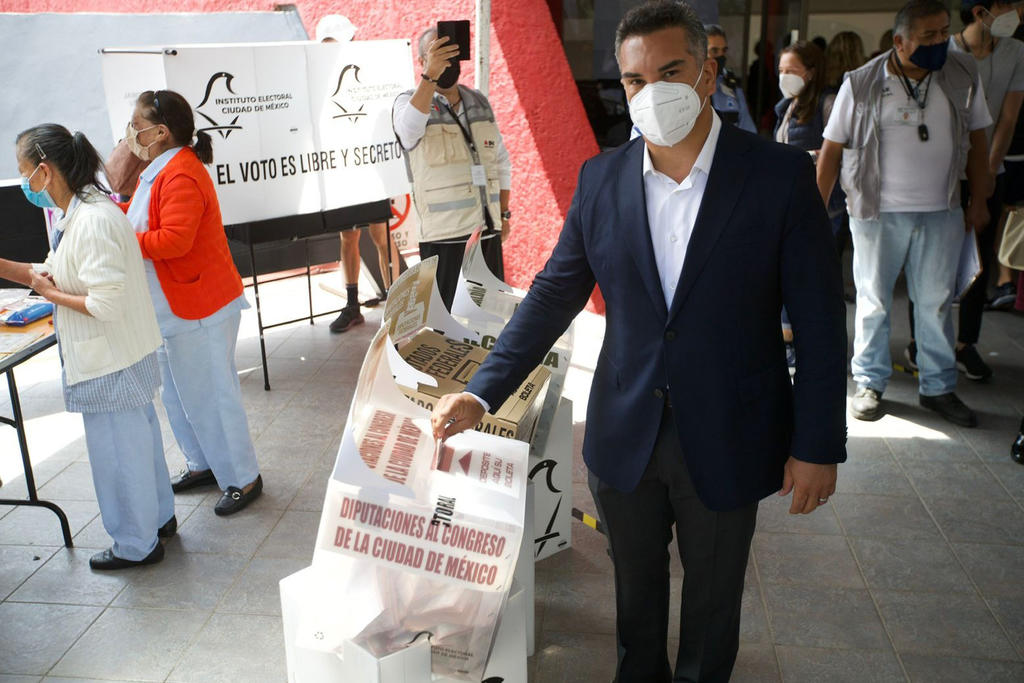 Pide dirigente del PRI que 'se respeten' resultados de comicios en México