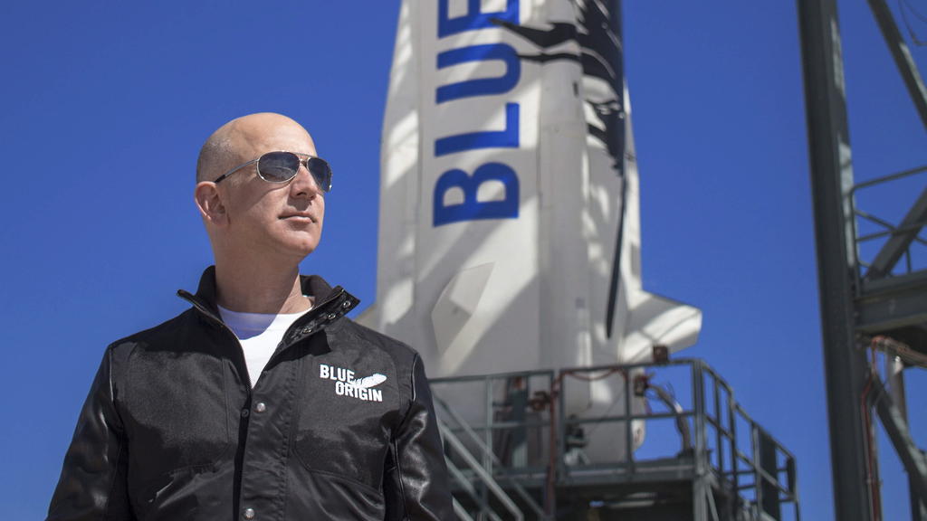 Jeff Bezos estará en el vuelo espacial tripulado de Blue Origin
