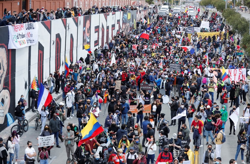 Denuncian 20 homicidios en protestas de Colombia