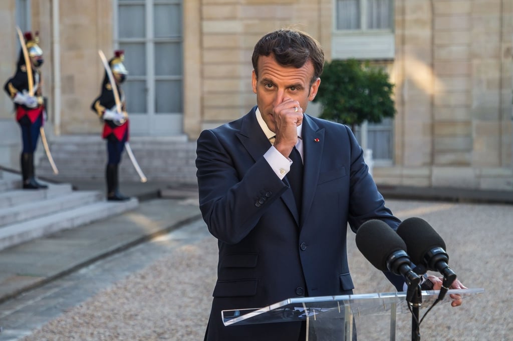 Imponen 4 meses de cárcel a hombre que abofeteó a Macron