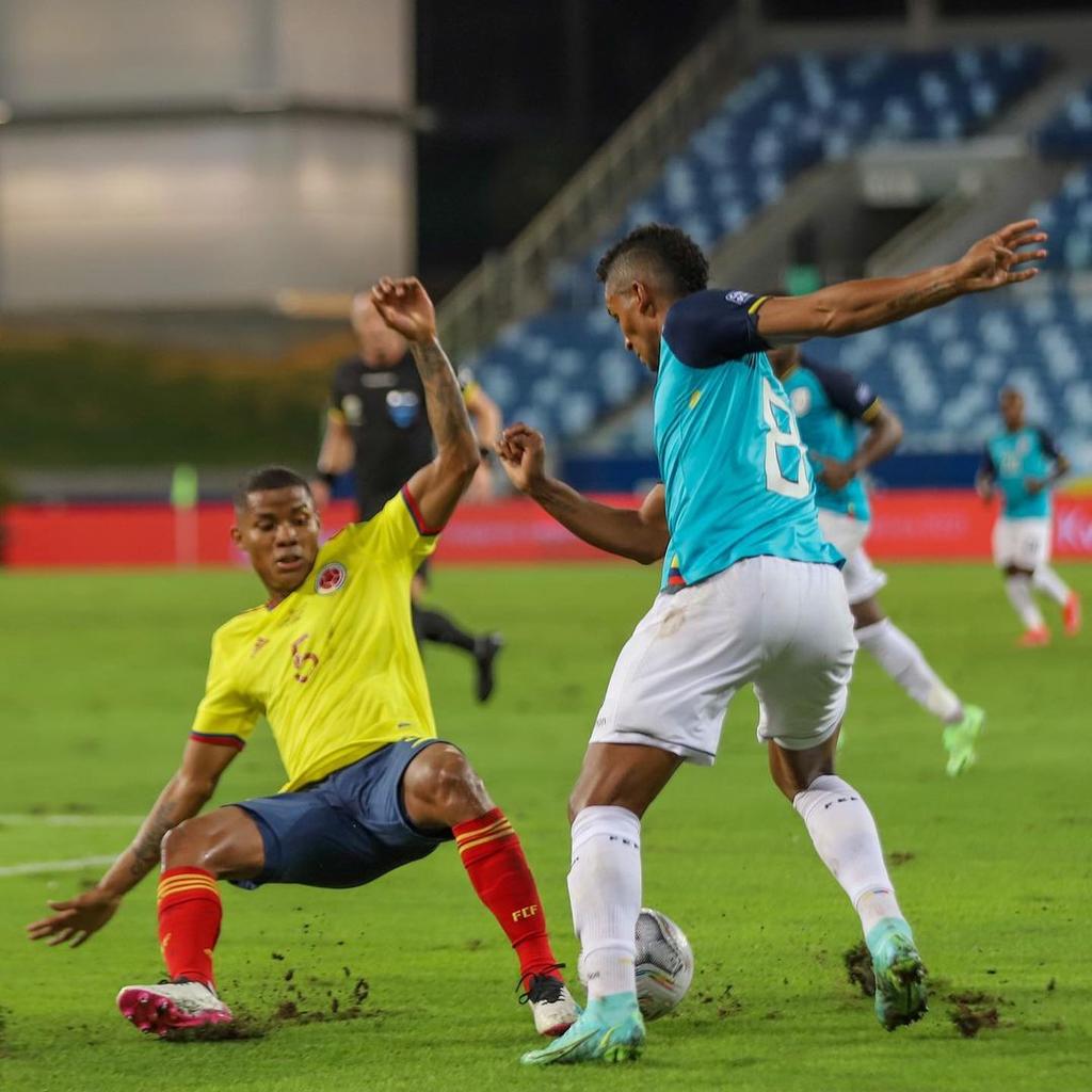 Colombia derrota a Ecuador en Copa América; Ayrton Preciado vio minutos con su selección