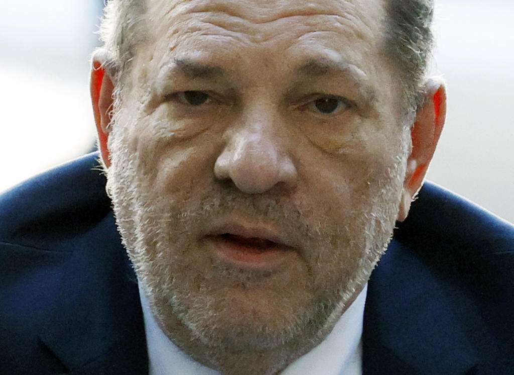 Juez aprueba extradición de Harvey Weinstein a California