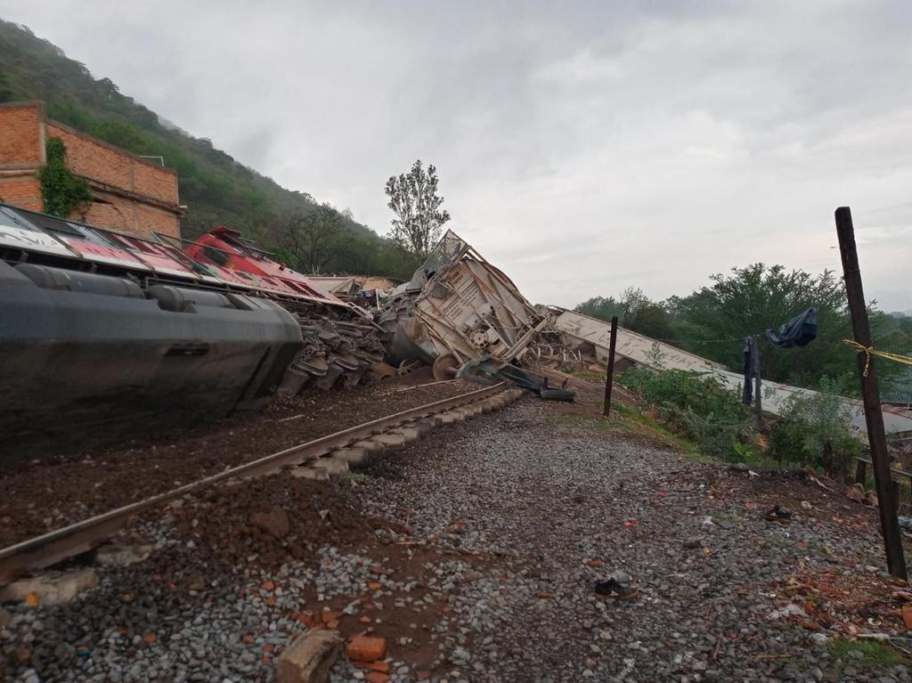 Comunicaciones y Transportes investiga causas de accidente de tren en Jalisco