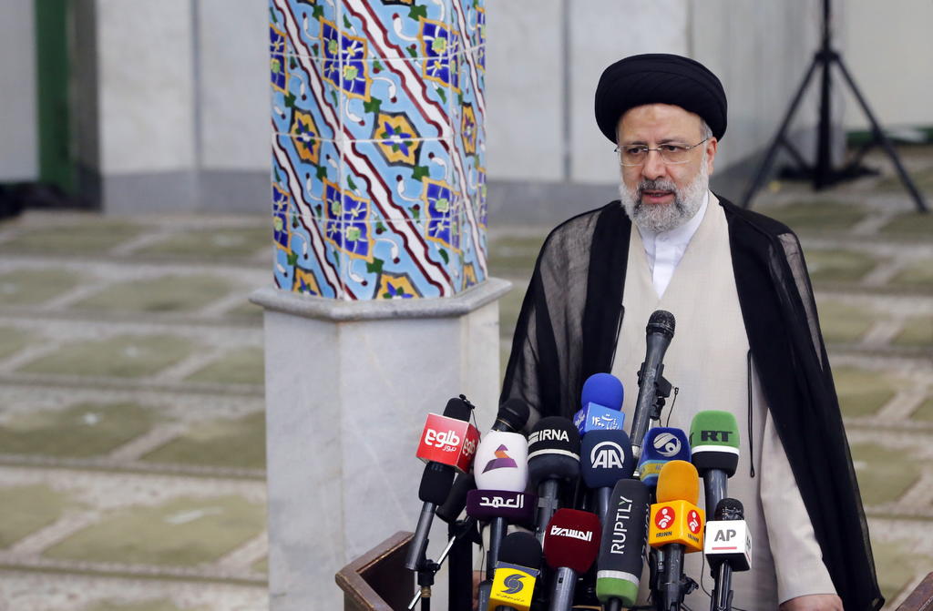 Elige Irán nuevo presidente con casi opción única, el conservador Ebrahim Raisí