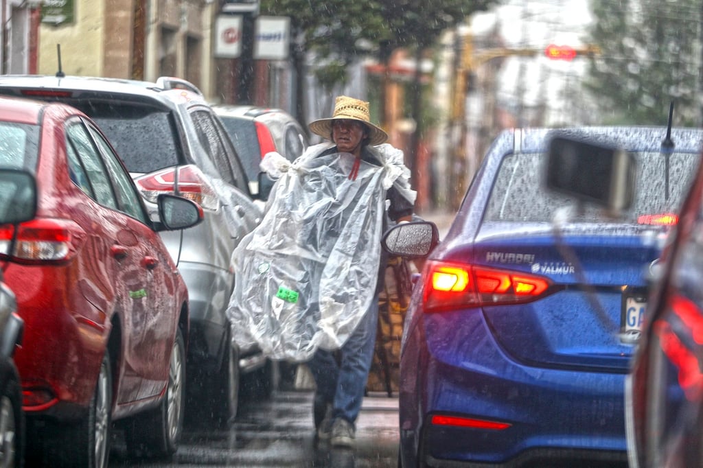 'Dolores' ocasiona lluvias en Durango