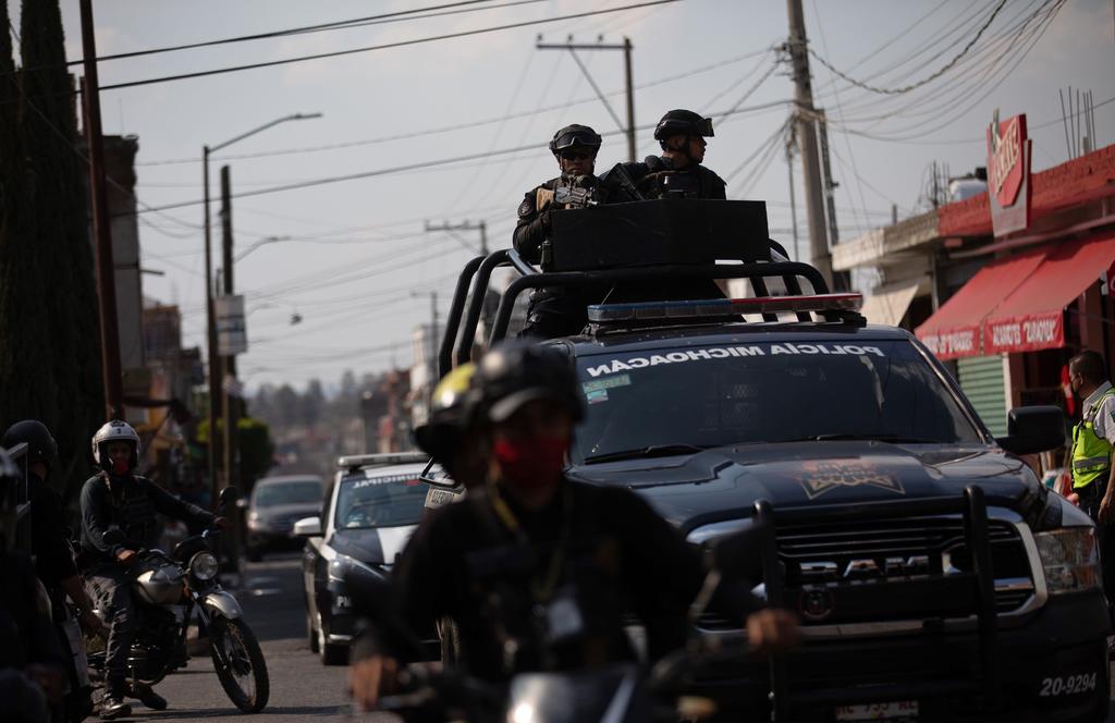 Enfrentamiento en poblado de Michoacán deja cinco muertos