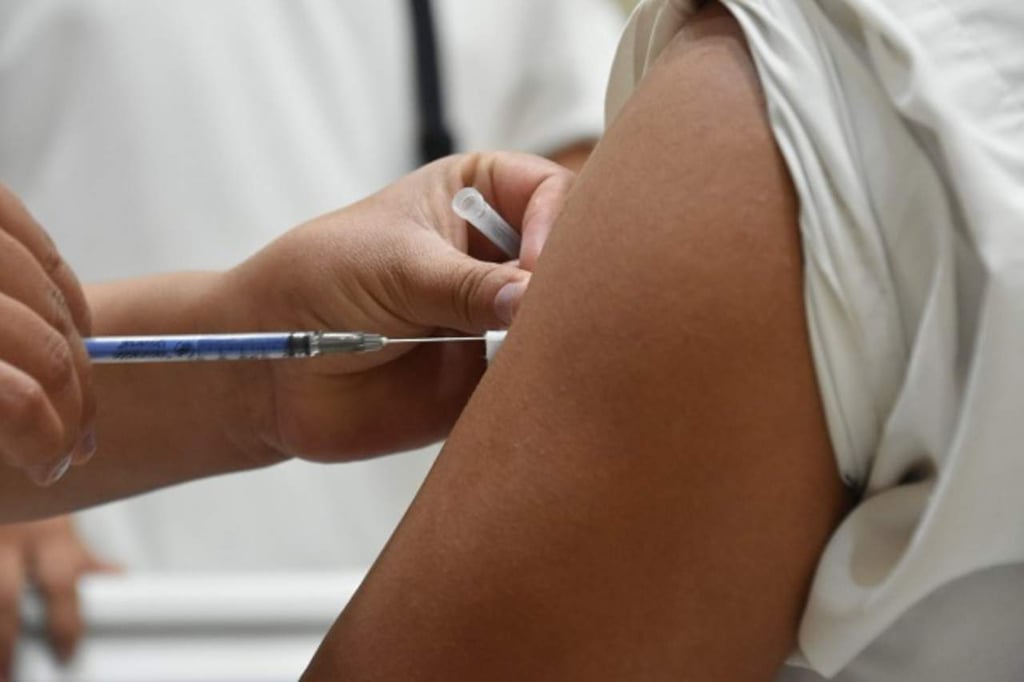 Sin definir, fecha de vacunación a mayores de 40 años en Durango