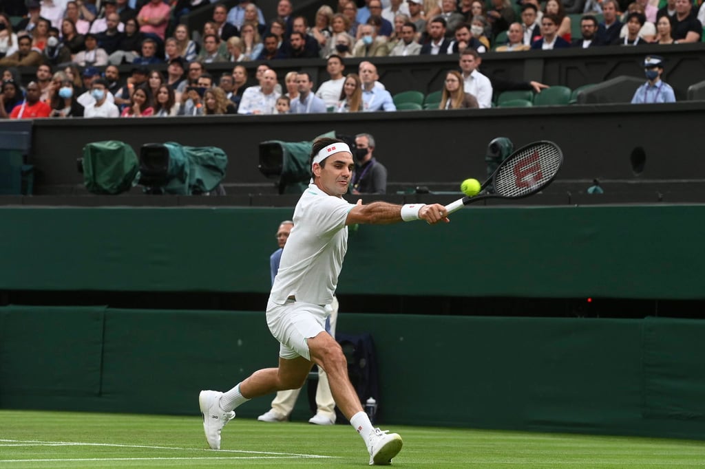 Roger Federer se salva de Adriann Mannarino y pasa de ronda en Wimbledon