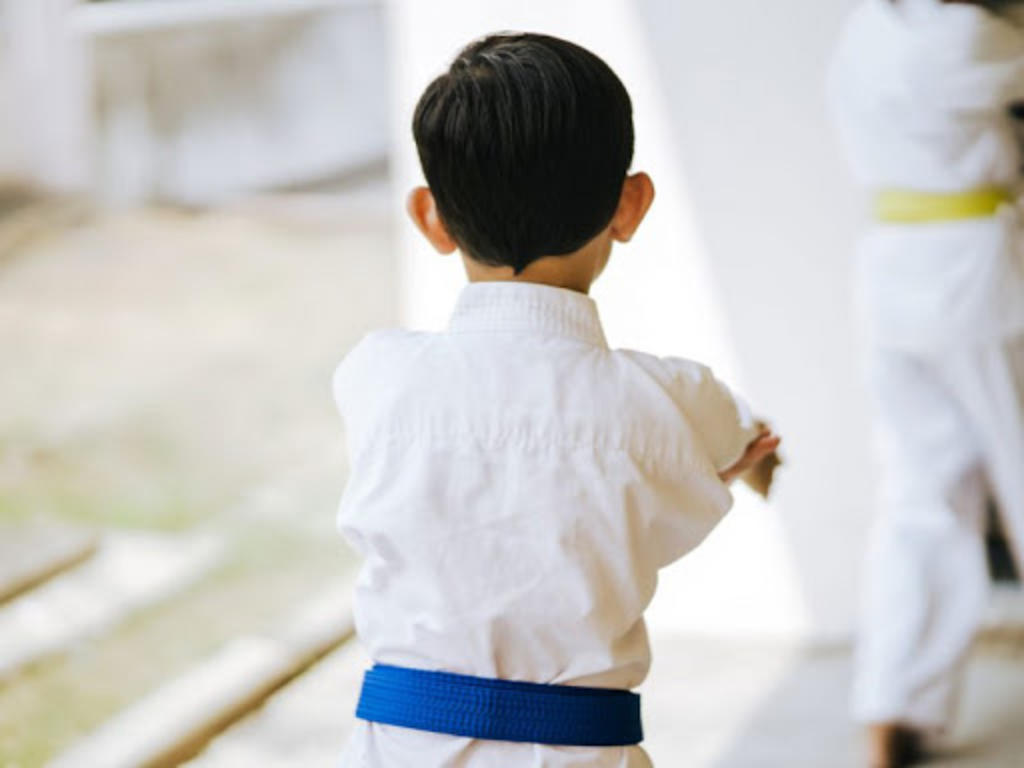 Niño pierde la vida tras ser azotado repetidamente contra el suelo en clase de judo