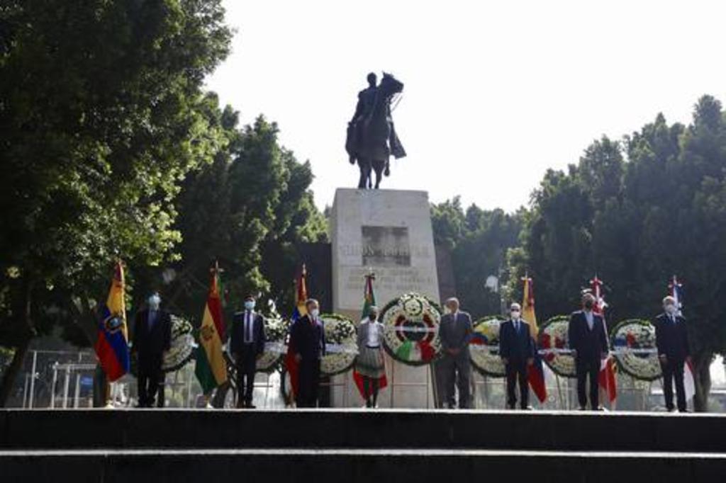 El Gobierno de México conmemora el natalicio del libertador de la Gran Colombia, Simón Bolívar