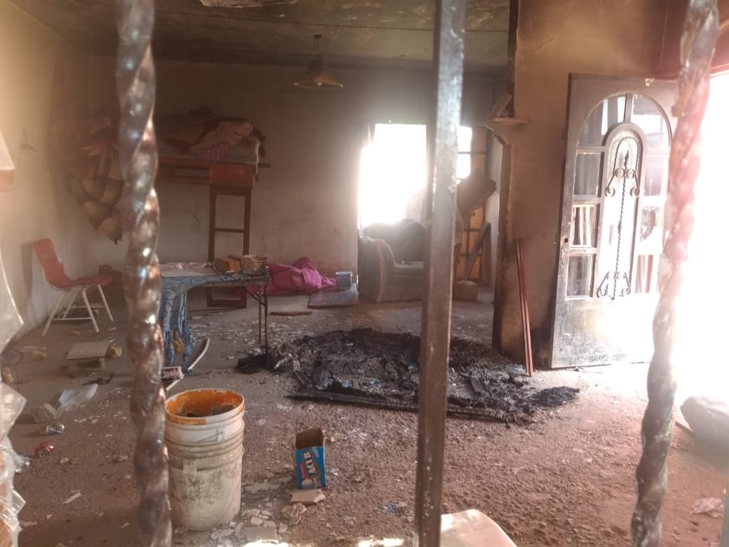 Cuerpo calcinado de un hombre es encontrado dentro de una casa en Lerdo