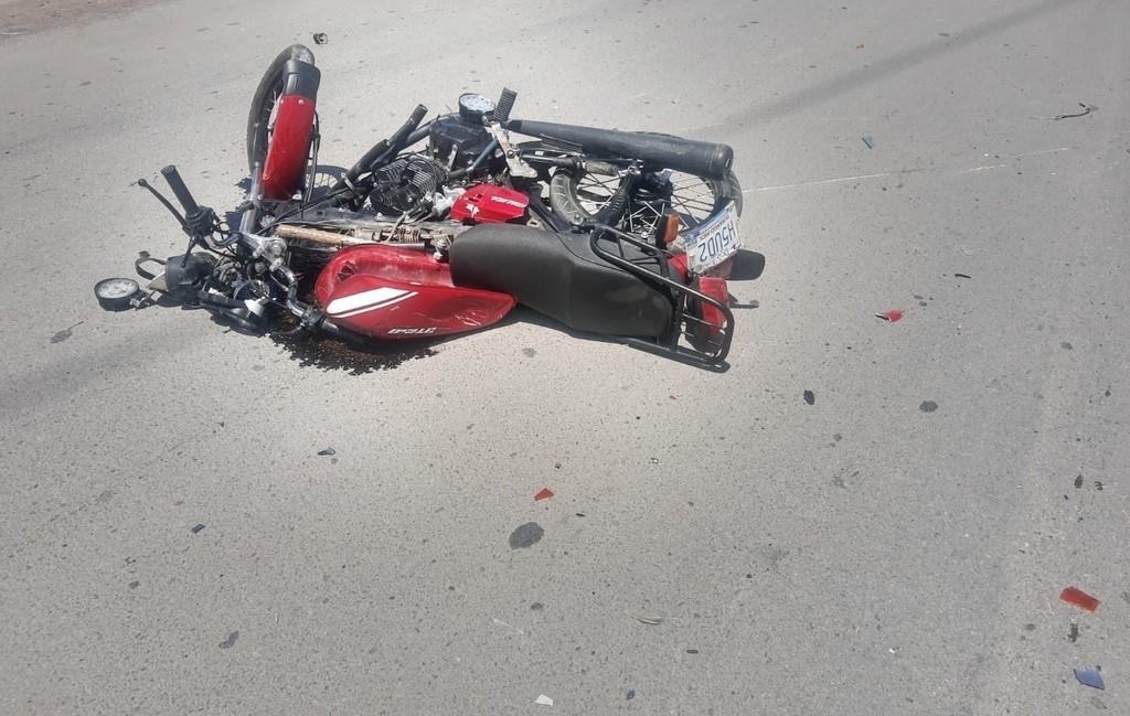 Muere motociclista tras ser atropellado sobre el bulevar San Alberto en Gómez Palacio