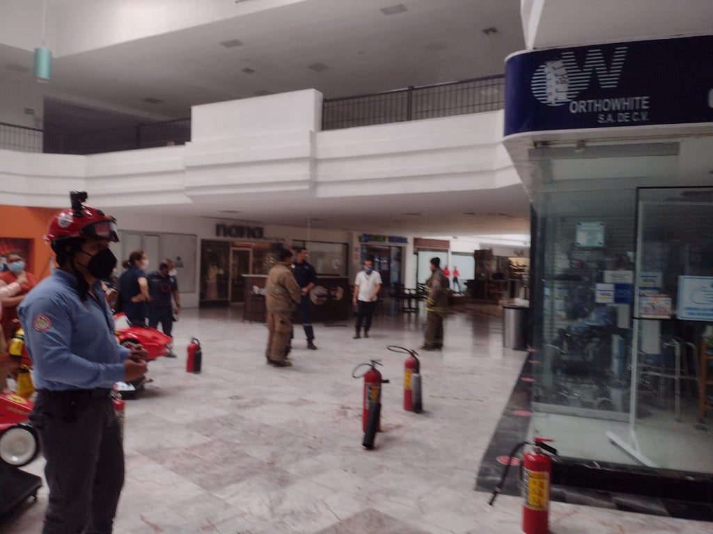 Plaza Imagen de Gómez Palacio registra conato de incendio