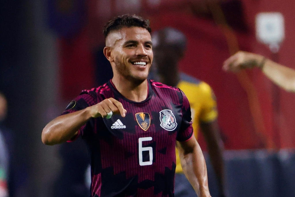 'Mis respetos'; afición se 'rinde' ante Jonathan dos Santos por jugar Copa Oro pese a muerte de su padre