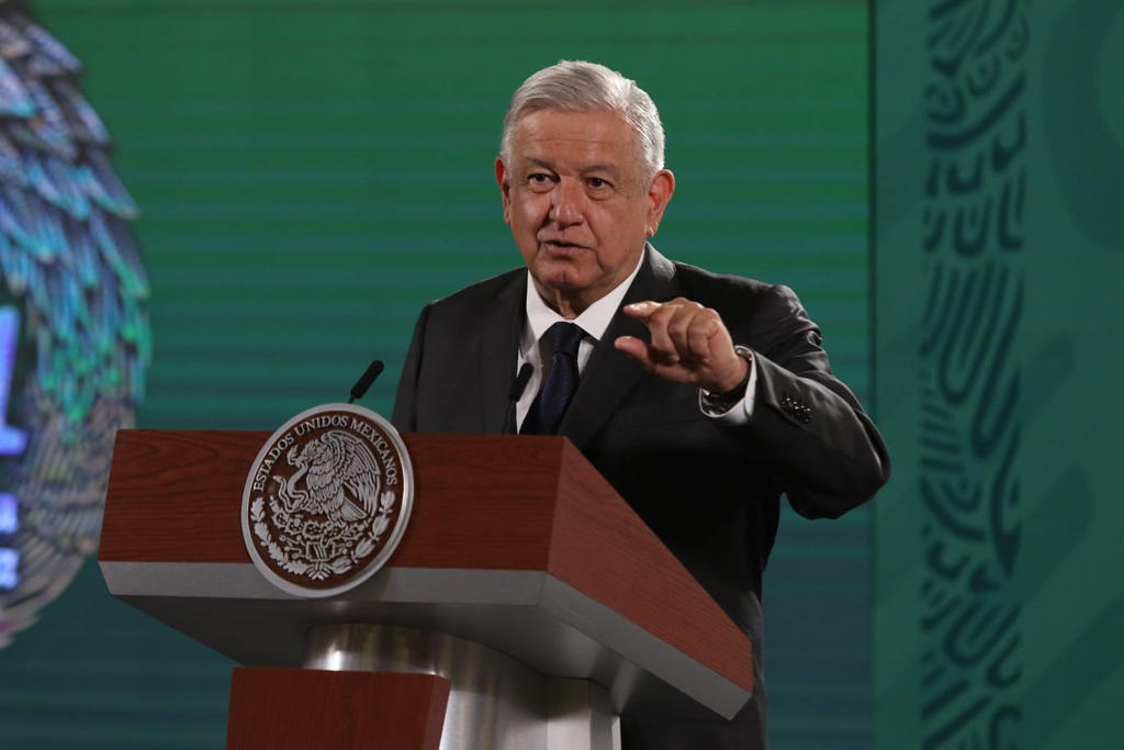 López Obrador defiende encuesta en la que sacó 6.7 de aprobación