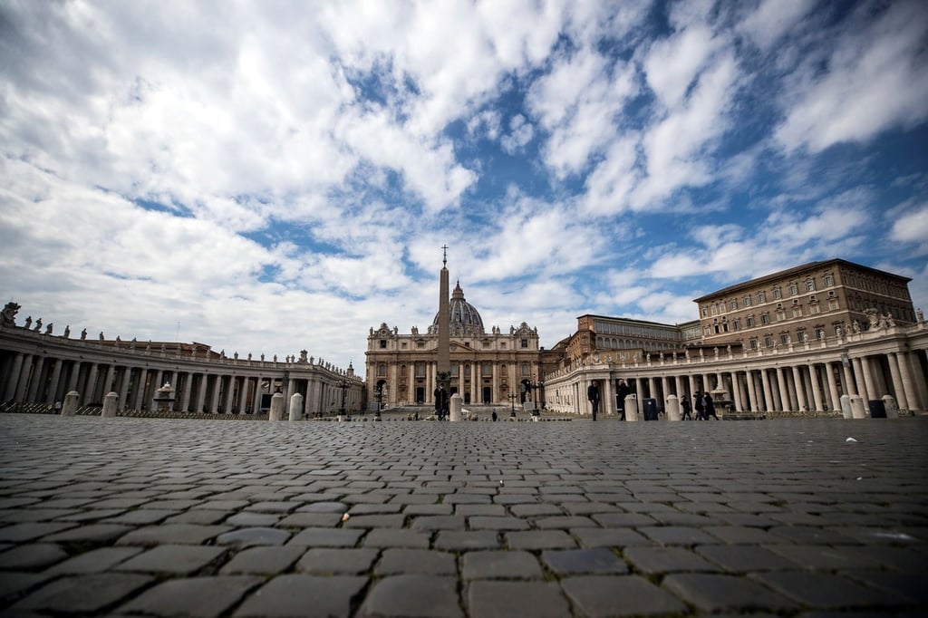 Sacude al Vaticano un escándalo inmobiliario