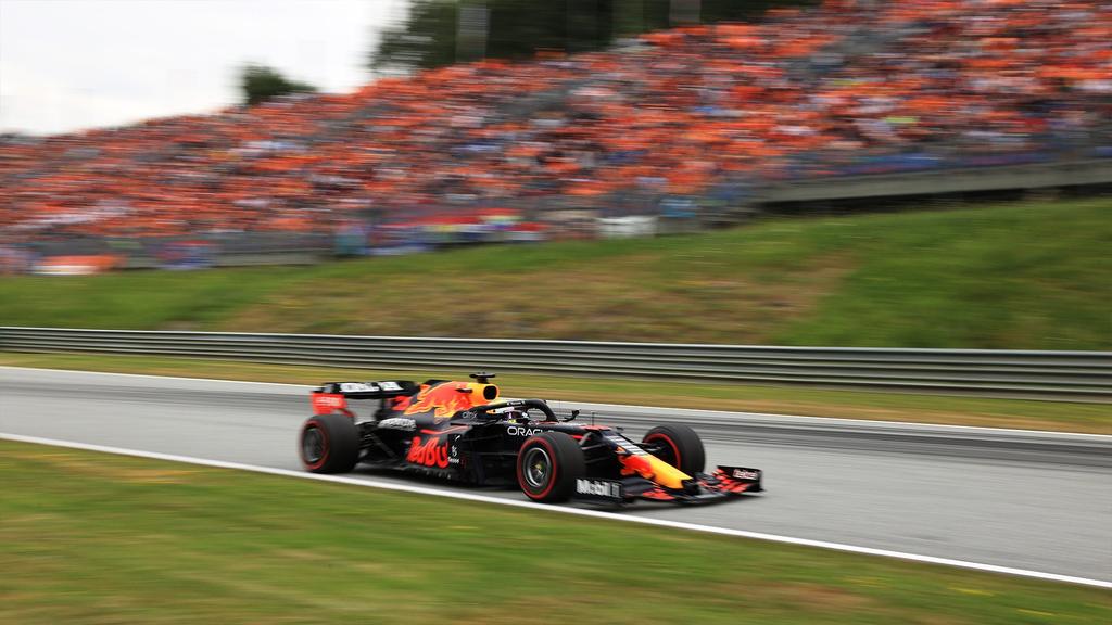 Checo Pérez cae en el GP de Austria en quinto lugar; Verstappen encabeza el podio