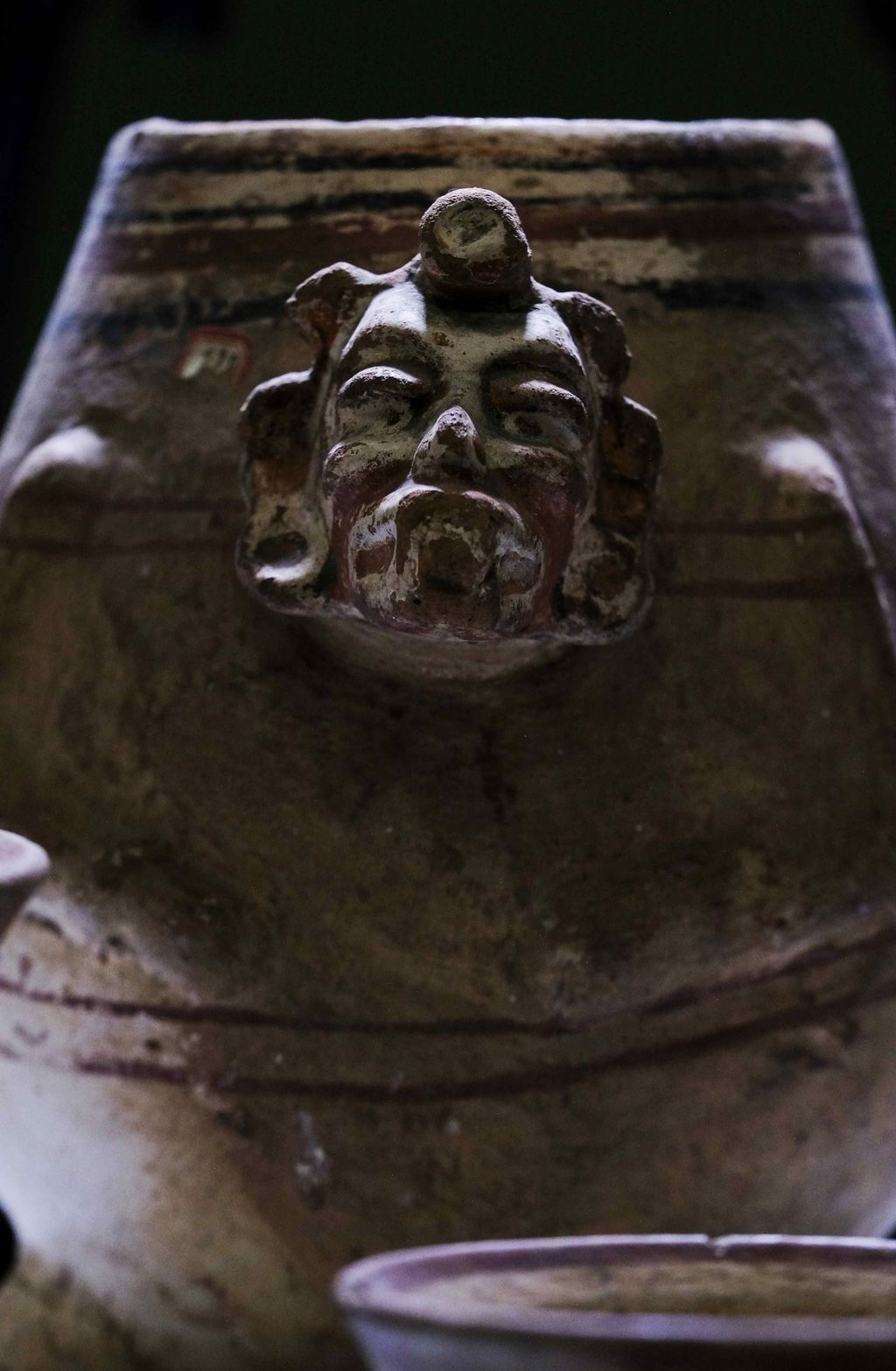 Recuperan piezas arqueológicas