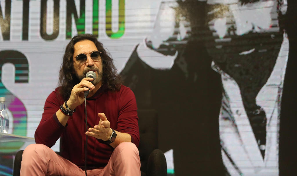 Marco Antonio Solís pagó parte de los gastos de hospitalización de José Manuel Zamacona