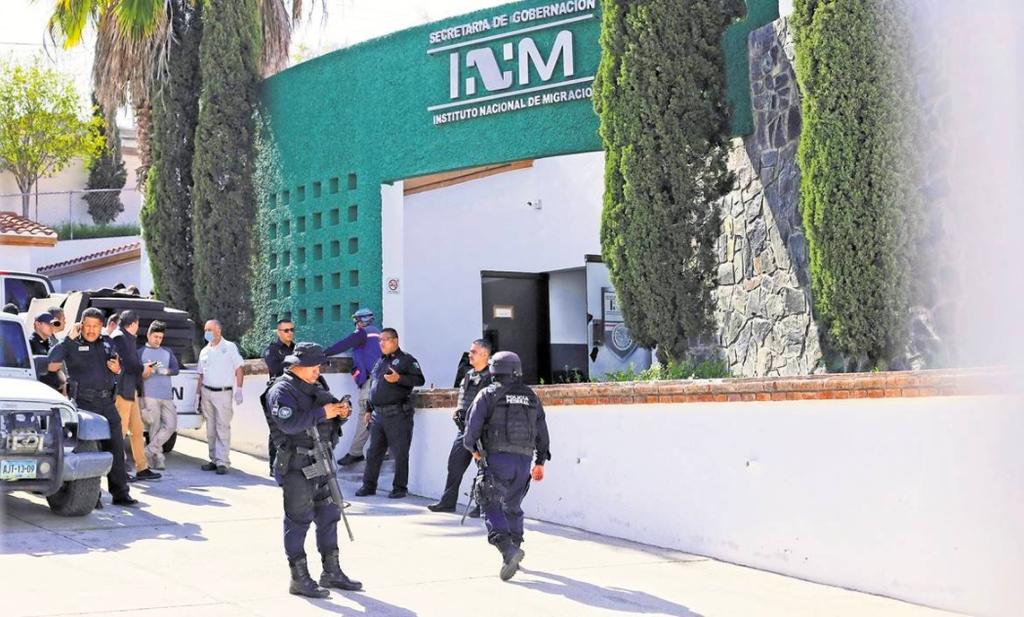 Autoridades aseguran a 186 migrantes centroamericanos en Puebla