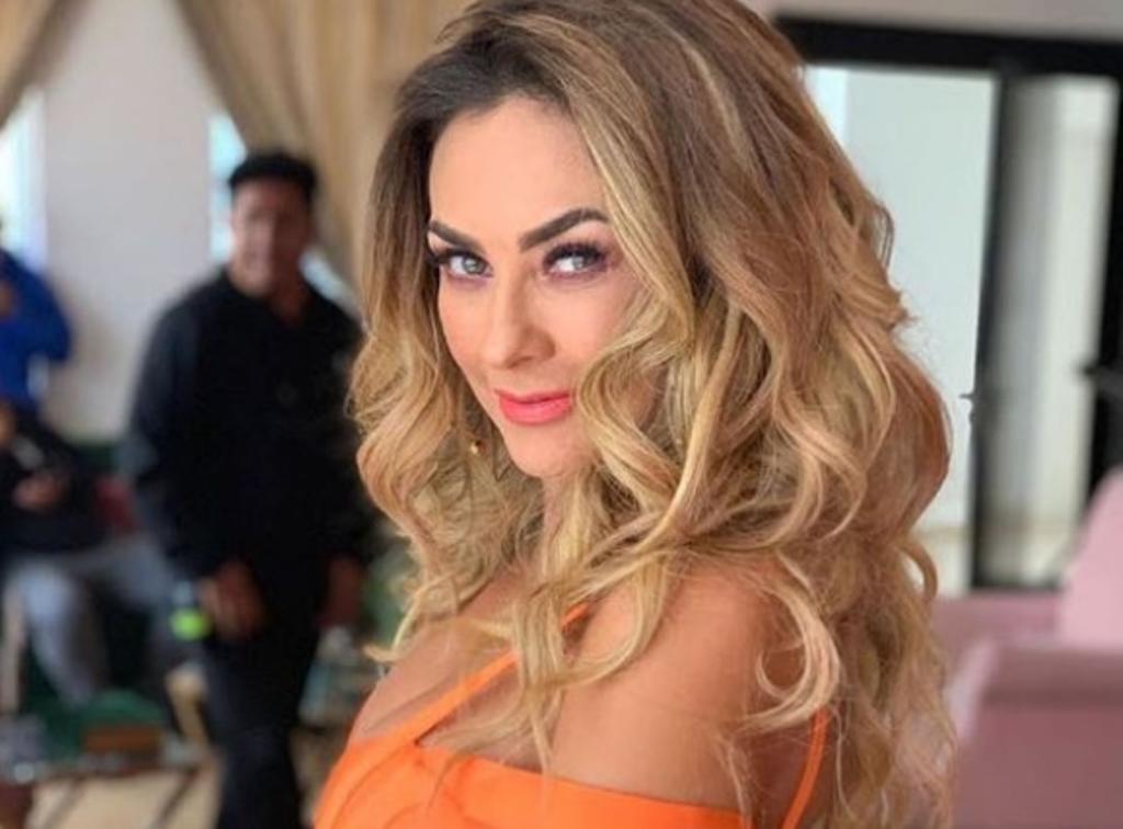 Aracely Arámbula presume figura con lencería negra en Instagram