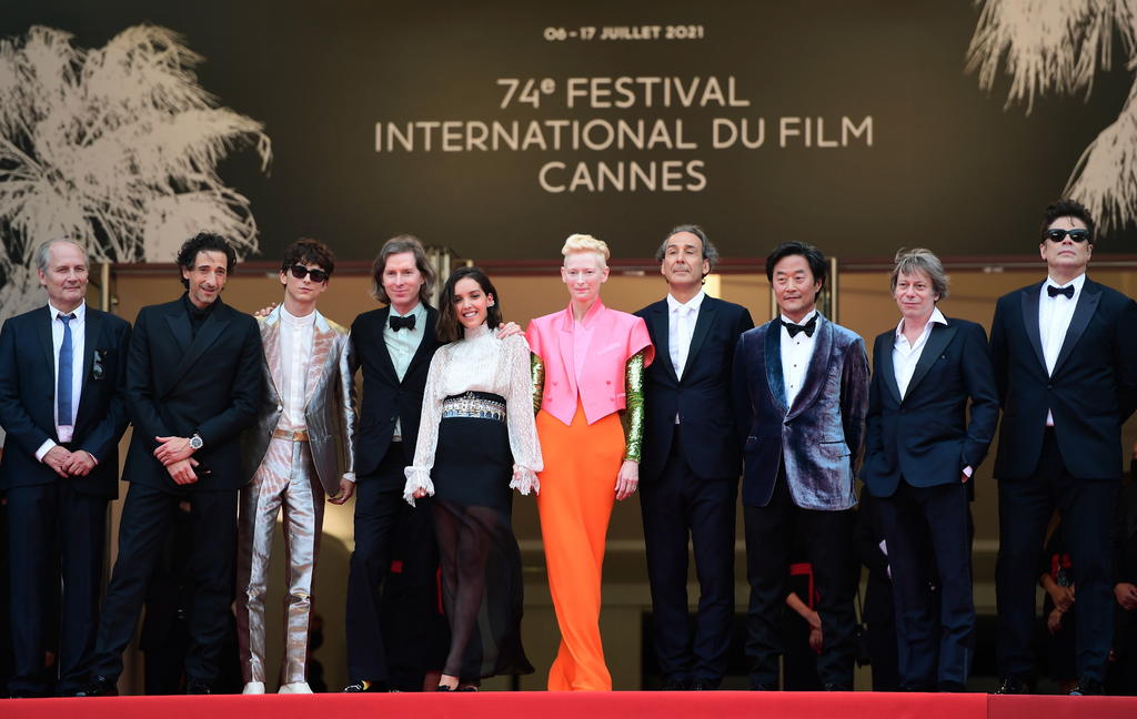 Tilda Swinton y Timothée Chalamet encabezan desfile de Hollywood en Cannes