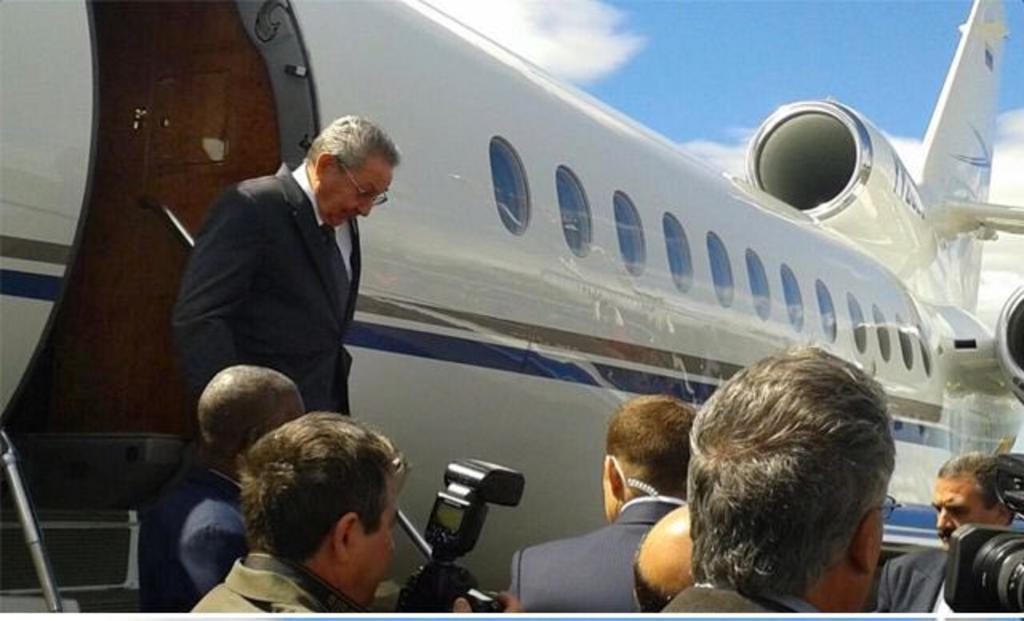 Foto no muestra a Raúl Castro huyendo de Cuba después de las protestas; es de 2015