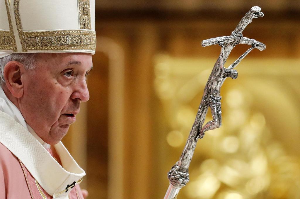 Papa Francisco sale del hospital 10 días después de su operación de colon