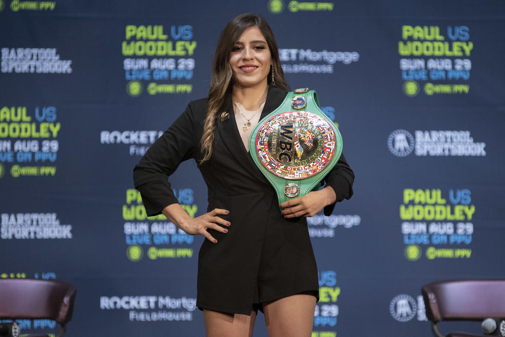 Amanda Serrano defiende corona WBC ante Mercado