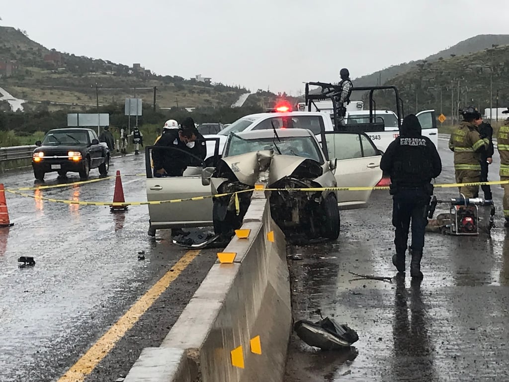 Muere octogenaria lesionada en choque de la Durango-Parral; suman 3 víctimas