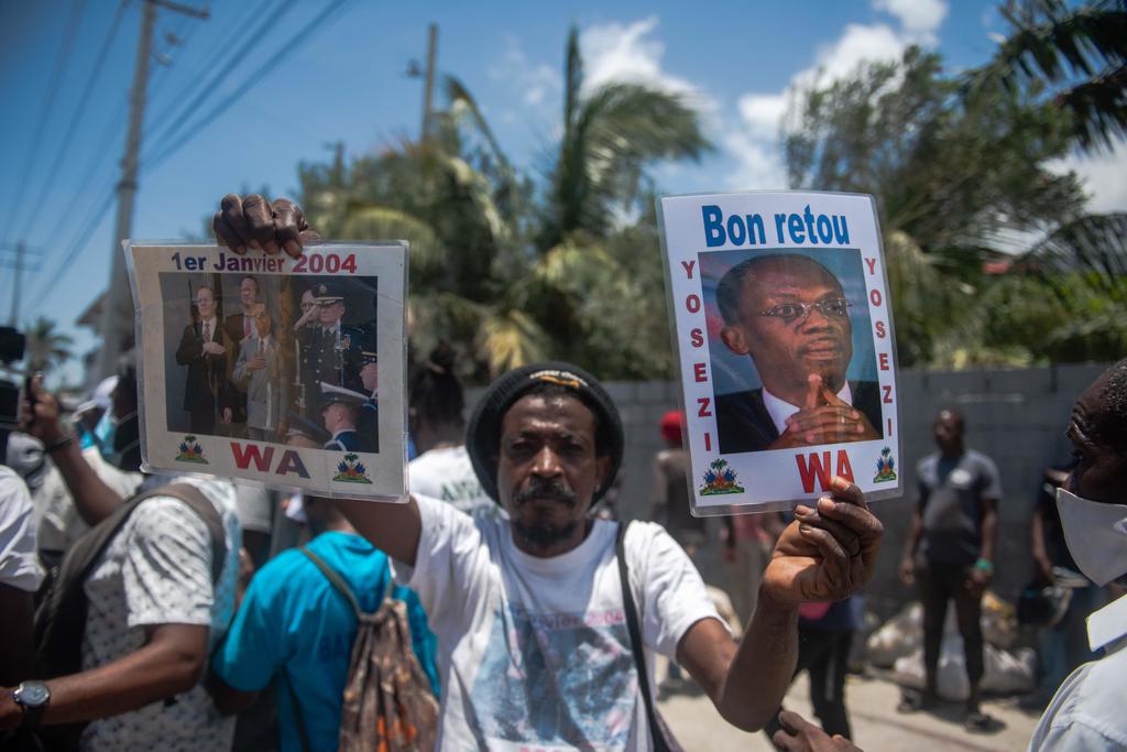 Expresidente Jean-Bertrand Aristide regresa a Haití tras tratarse contra COVID en Cuba