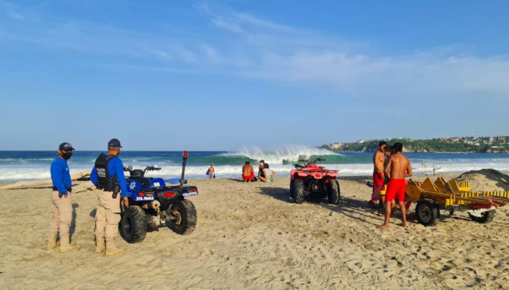 Surfista español muere en la playa Zicatela en Puerto Escondido