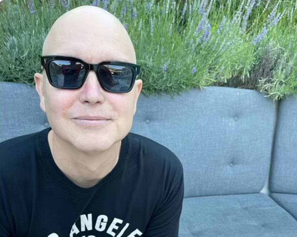 Mark Hoppus de Blink-182 revela que le diagnosticaron linfoma de Hodgkin lV