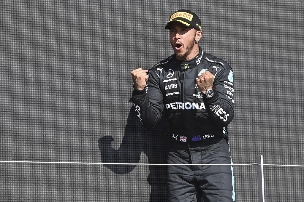 Lewis Hamilton sería demandado por Red Bull tras choque con Max Verstappen