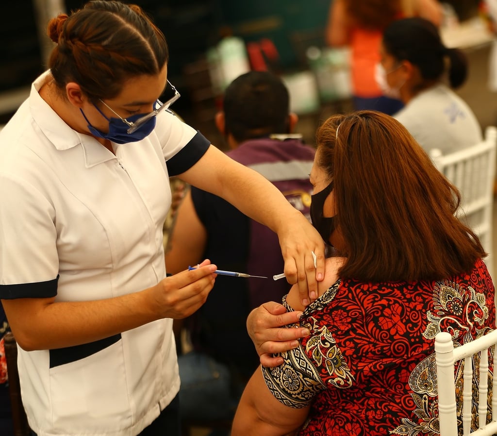 Avanza inmunización de los ciudadanos de 18 a 29 años en municipios de Durango