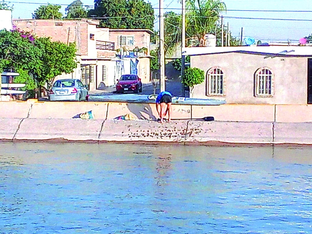 Detectan a canoístas en canal Sacramento