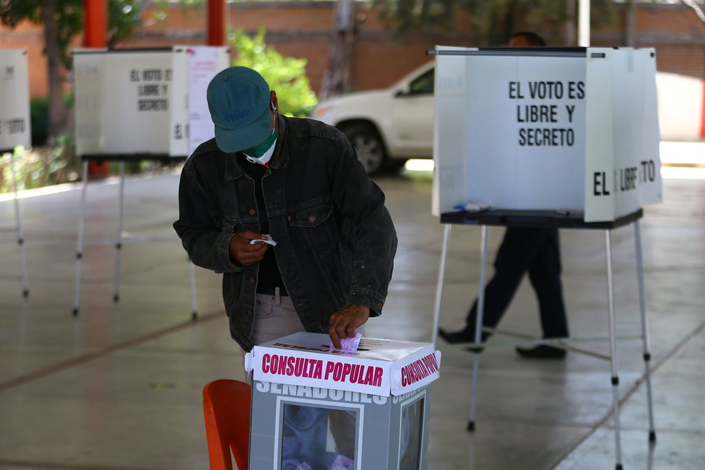 Consulta Popular, fundamental para la democracia: Iván Gurrola